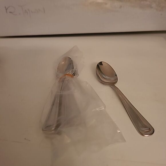Pier 1 Imports Tasting Spoons - Picture 5 of 7